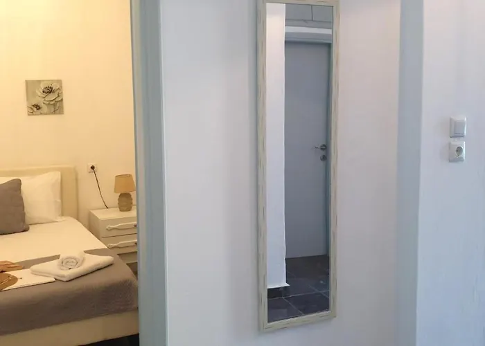 Daire Aeria Old Port 2 *